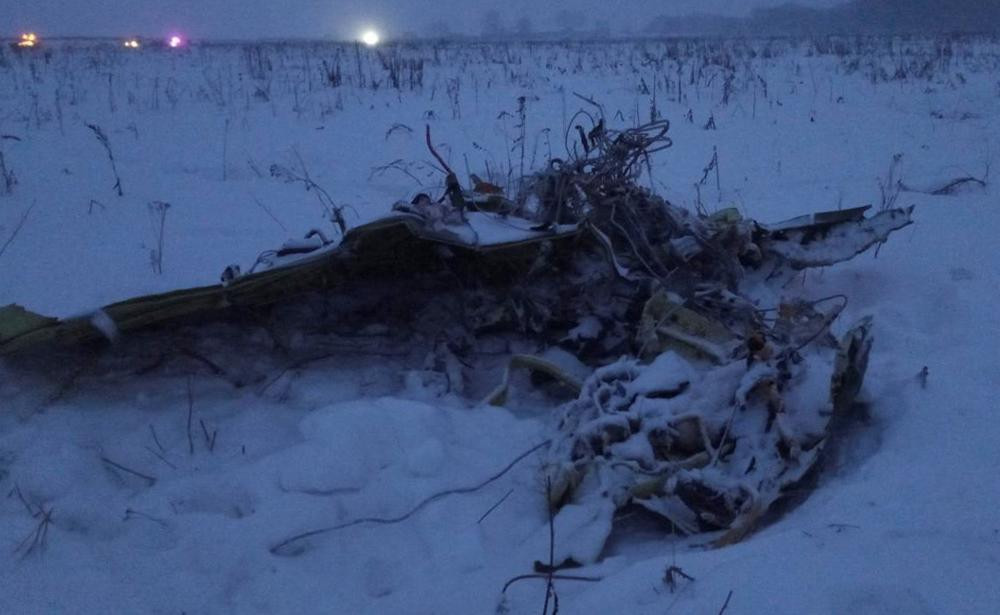 Búsqueda de muertos - Avión accidentado en Rusia (Reuters)