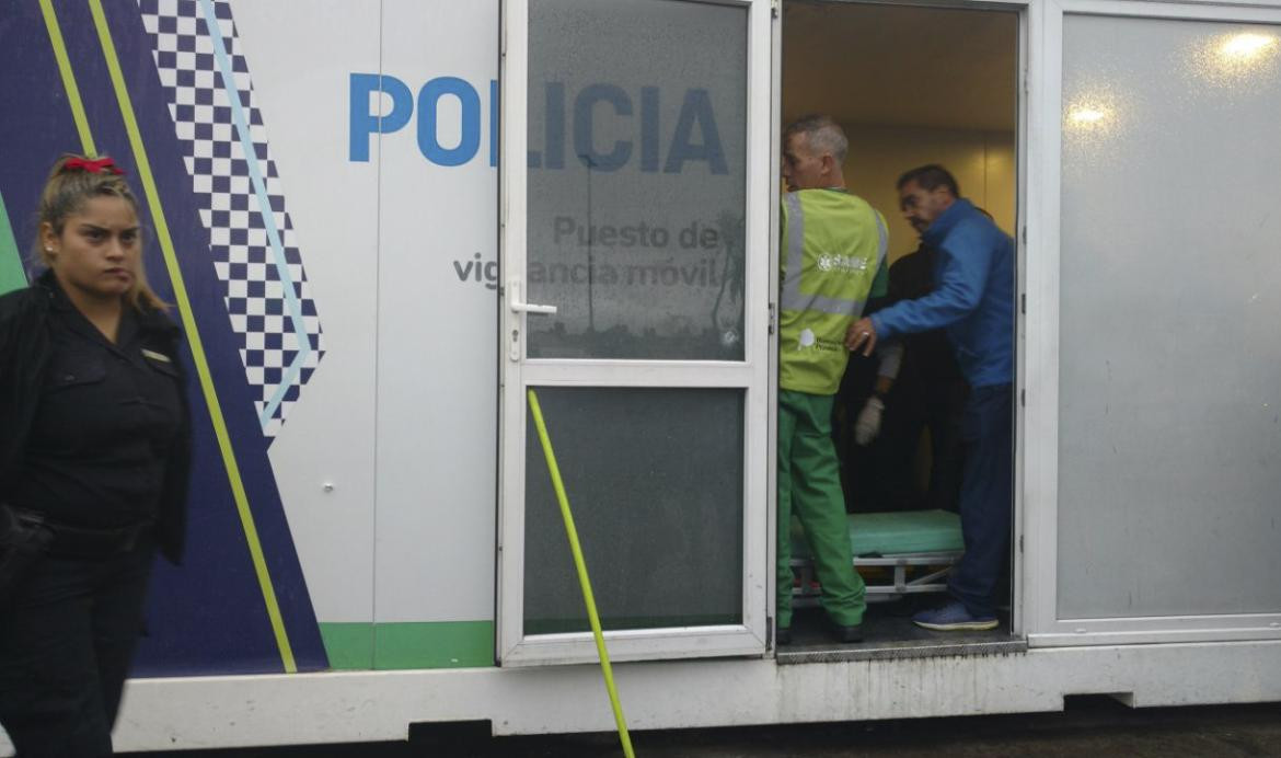 Delincuentes intentaron copar una garita Policíal en Quilmes