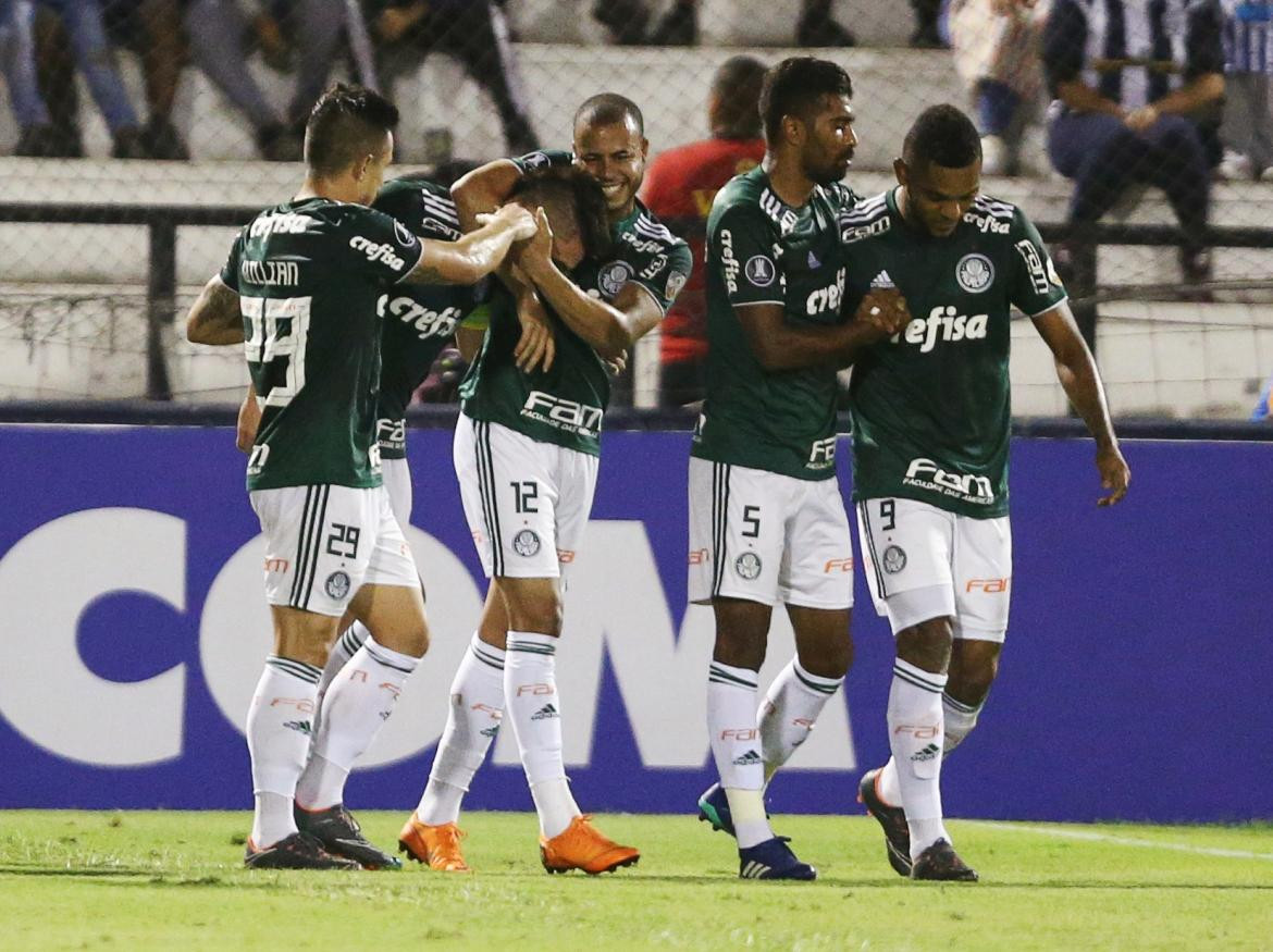 Copa Libertadores - Alianza Lima Vs. Palmeiras - Fútbol internacional - Reuters