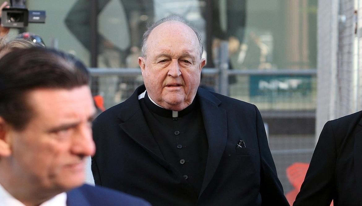Philip Wilson - arzobispo acusado de encubrir abusos