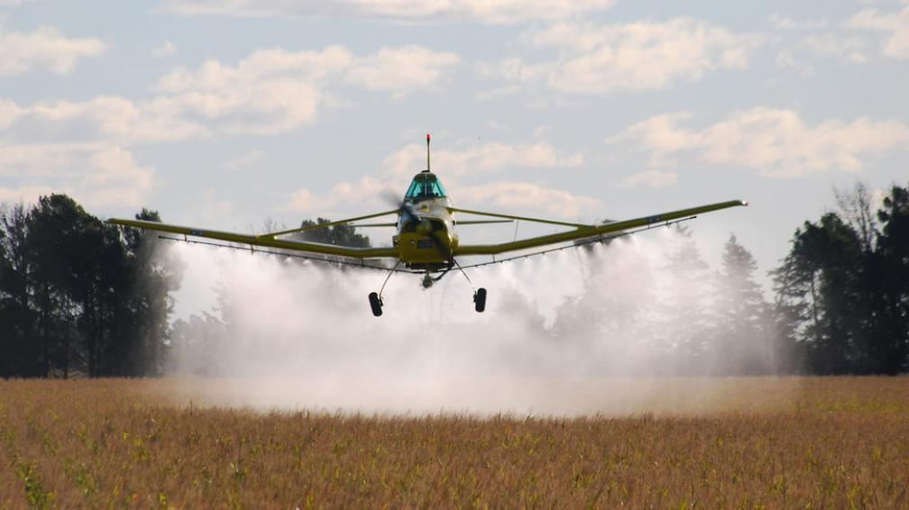 Aeroaplicador, el piloto agrícola, avión fumigador
