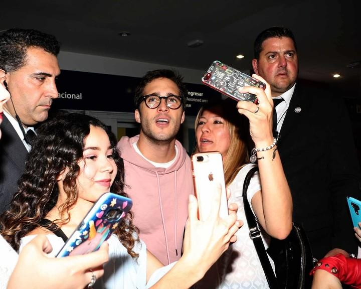 Diego Boneta en Argentina con sus fans