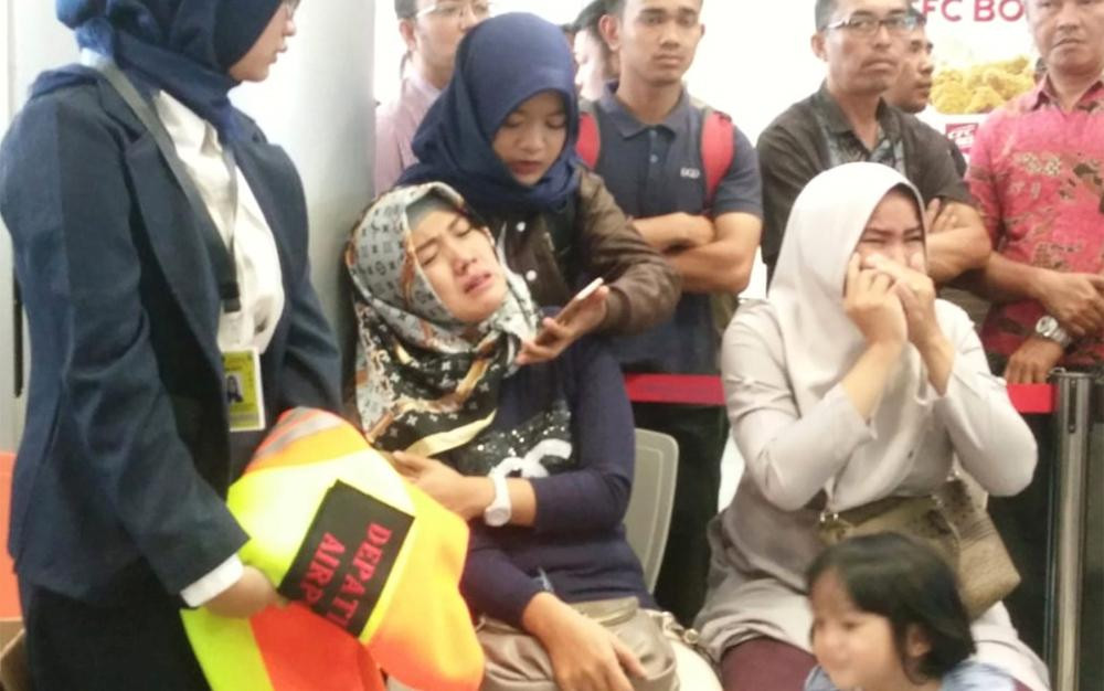 Tragedia aérea en Indonesia: se estrelló avión de Lion Air con 188 personas