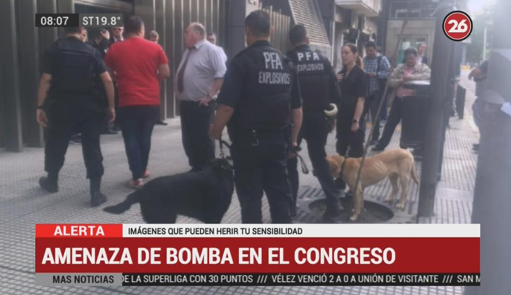 Evacuaron anexo del Congreso por amenaza de Bomba, Canal 26