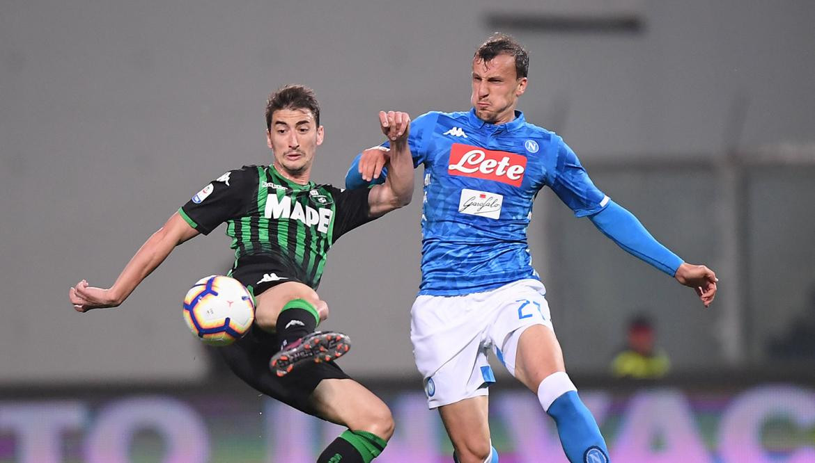 Serie A, Sassuolo vs. Nápoli, fútbol, deportes, Reuters