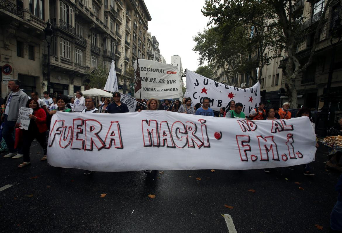 Marcha de gremios y pymes contra la política económica del Gobierno, Reuters