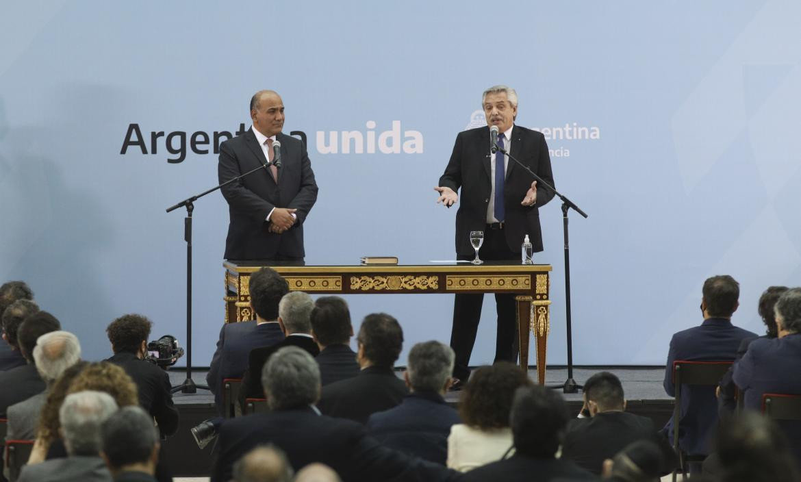 Alberto Fernández y el nuevo jefe de Gabinete, Juan Manzur, foto NA