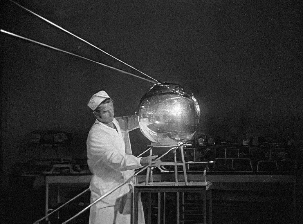 Sputnik I. Primer satélite en órbita de la historia.