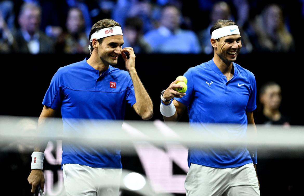 Roger Federar y Rafael Nadal en la Laver Cup. Foto: Reuters.