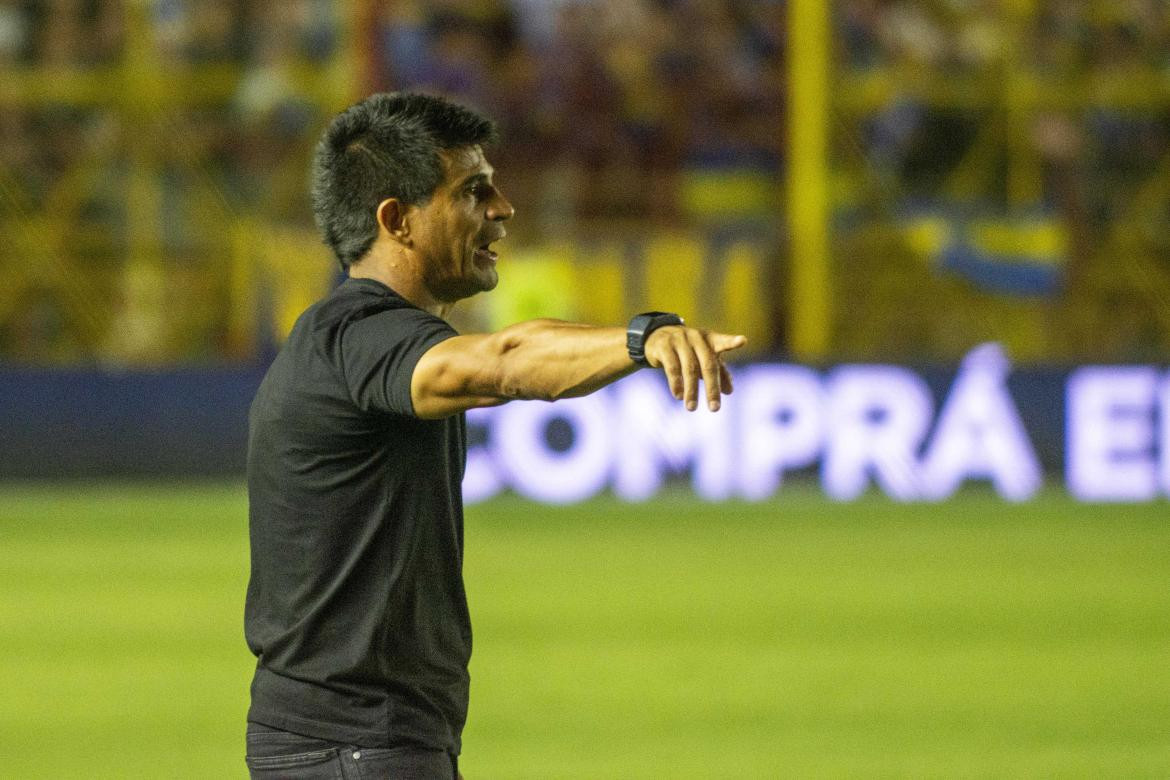 Hugo Ibarra; Boca vs. Olimpo. Foto: Télam.