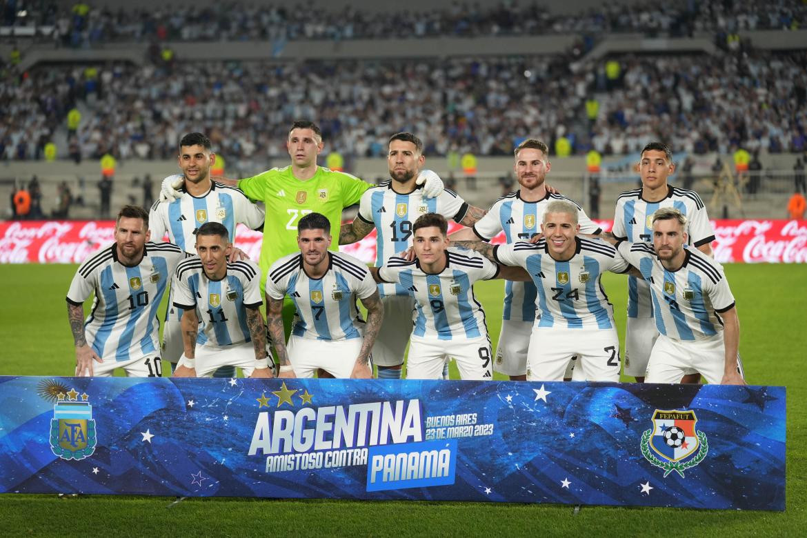 El 11 de la Selección Argentina vs. Panamá. Foto: NA.