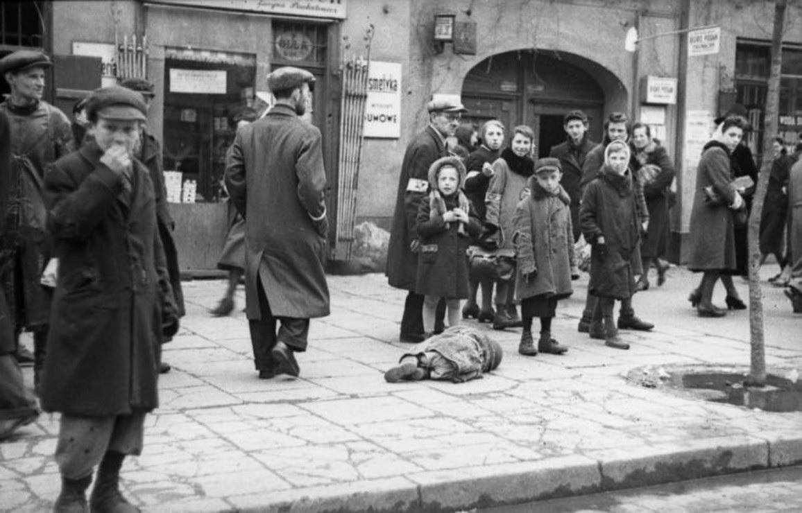 Levantamiento del gueto de Varsovia. Foto: Bundesarchiv.