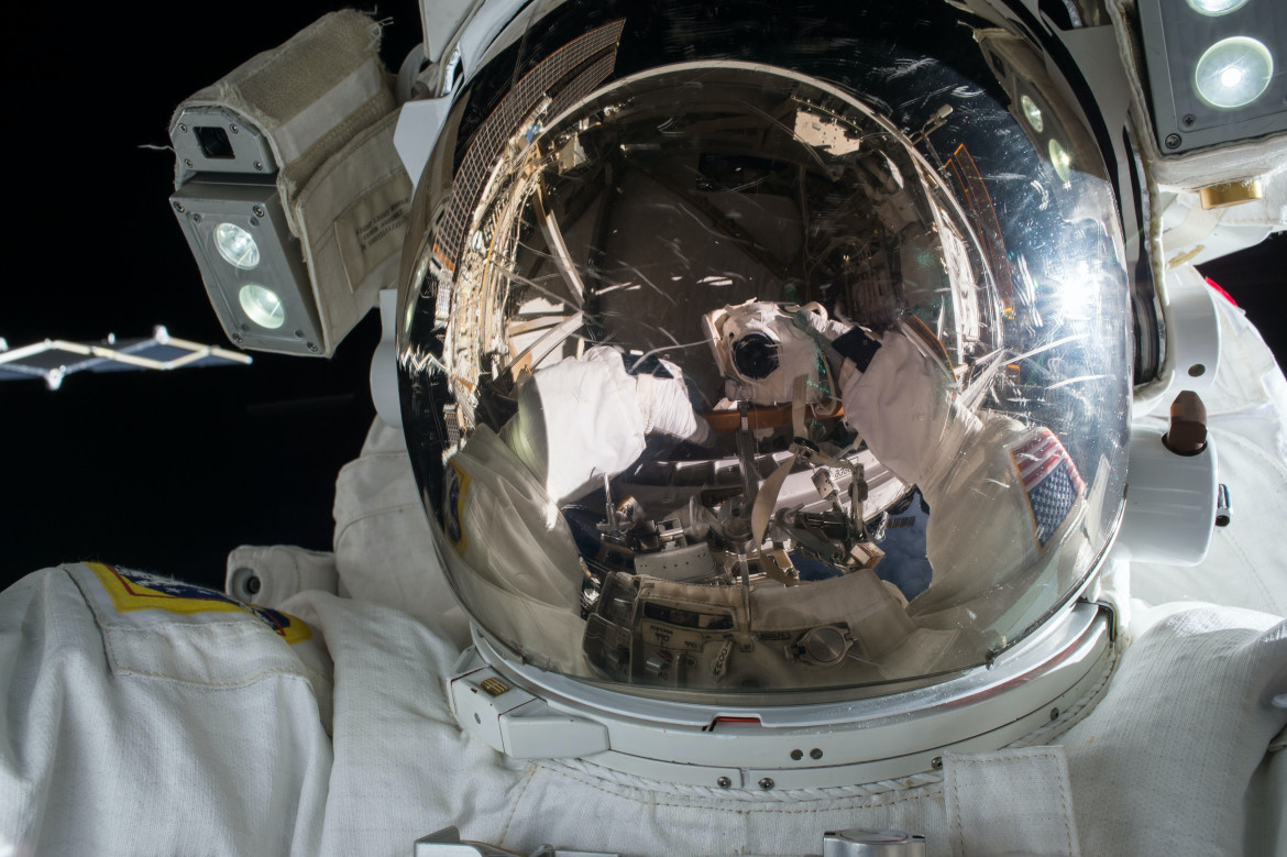 Astronauta en el espacio. Foto: Unspash