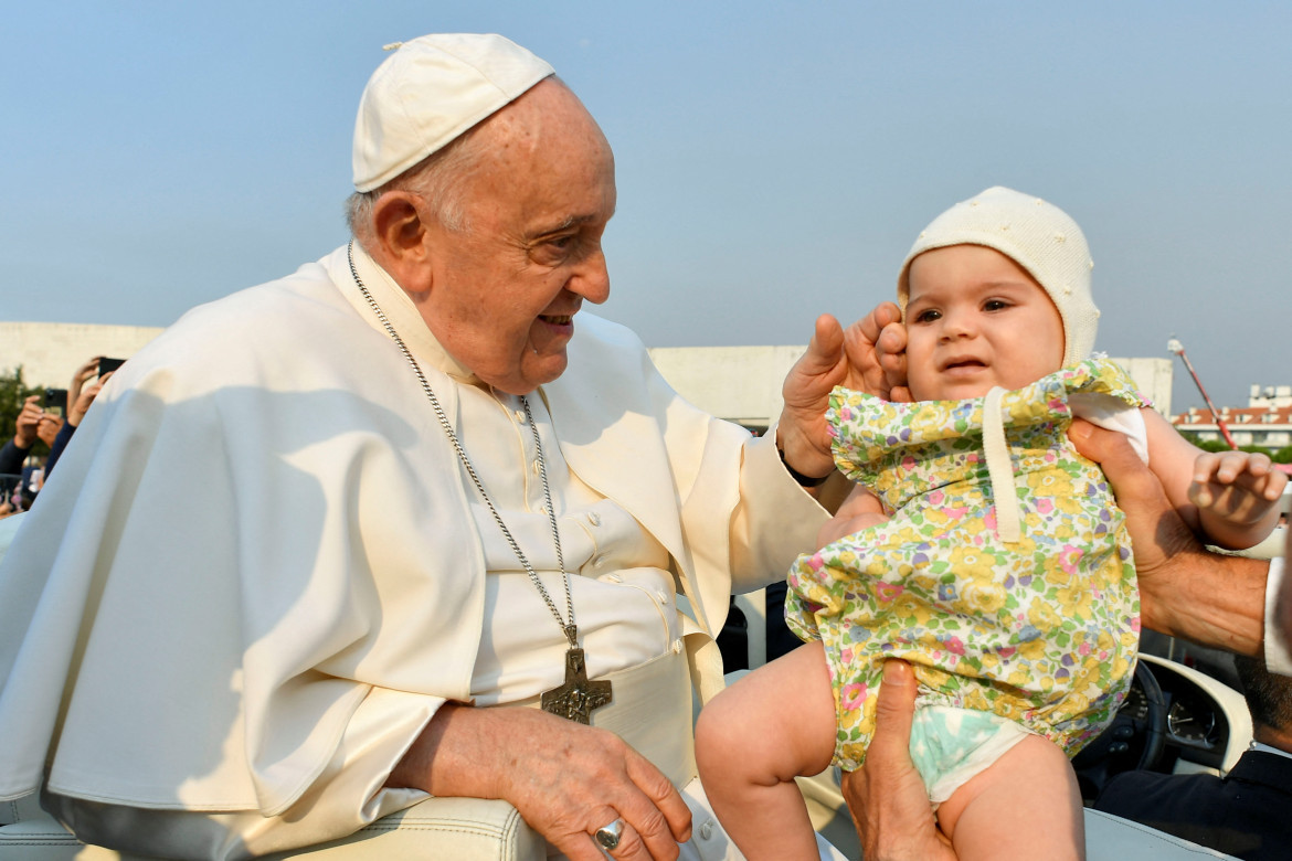 Papa Francisco en Portugal. Foto: REUTERS.