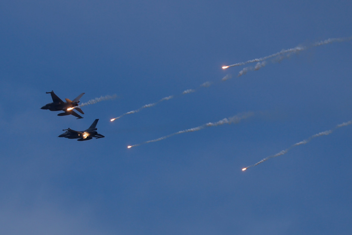 Aviones de caza F-16. Foto: Reuters.