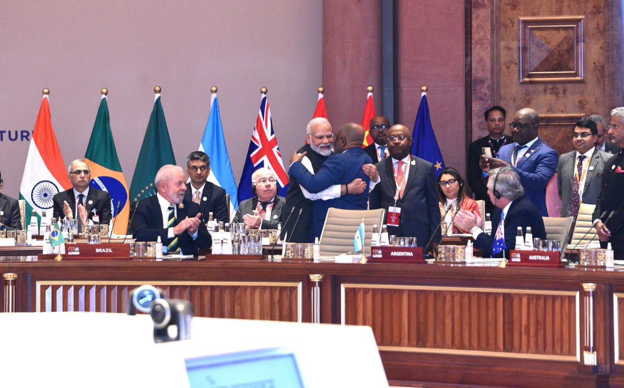 Azali Assoumani, presidente de la Unión Africana, y Narendra Modi, primer ministro de India. Foto: EFE.