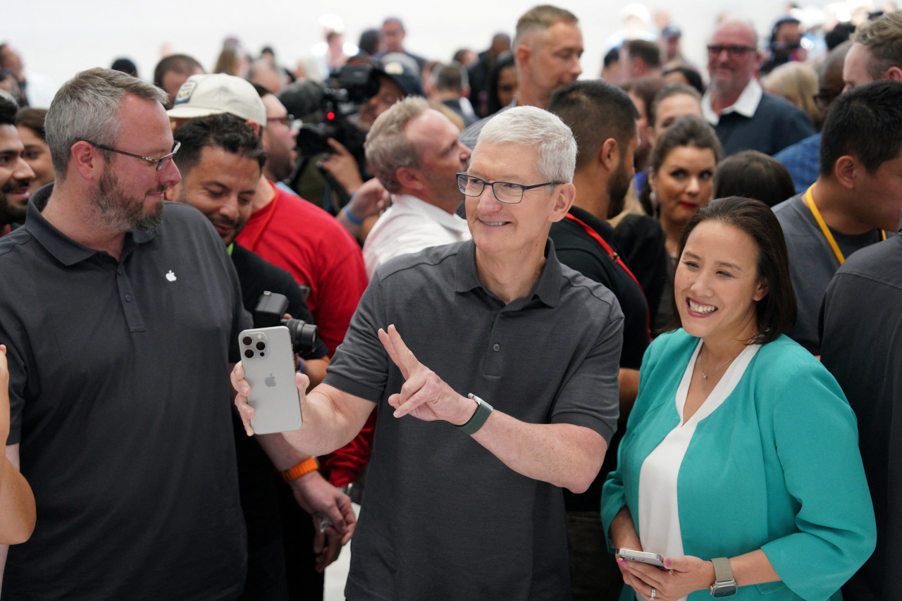 Tim Cook, CEO de Apple en el lanzamiento del iPhone 15. Foto: Reuteres