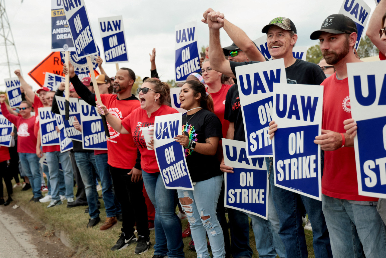 Huelga del sindicato automotor de Estados Unidos. Foto: Reuters.