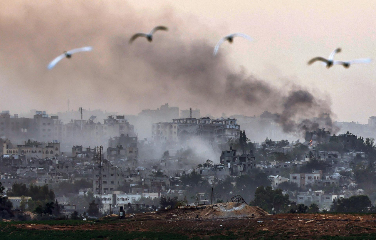 Bombardeos en Gaza. Foto: EFE.