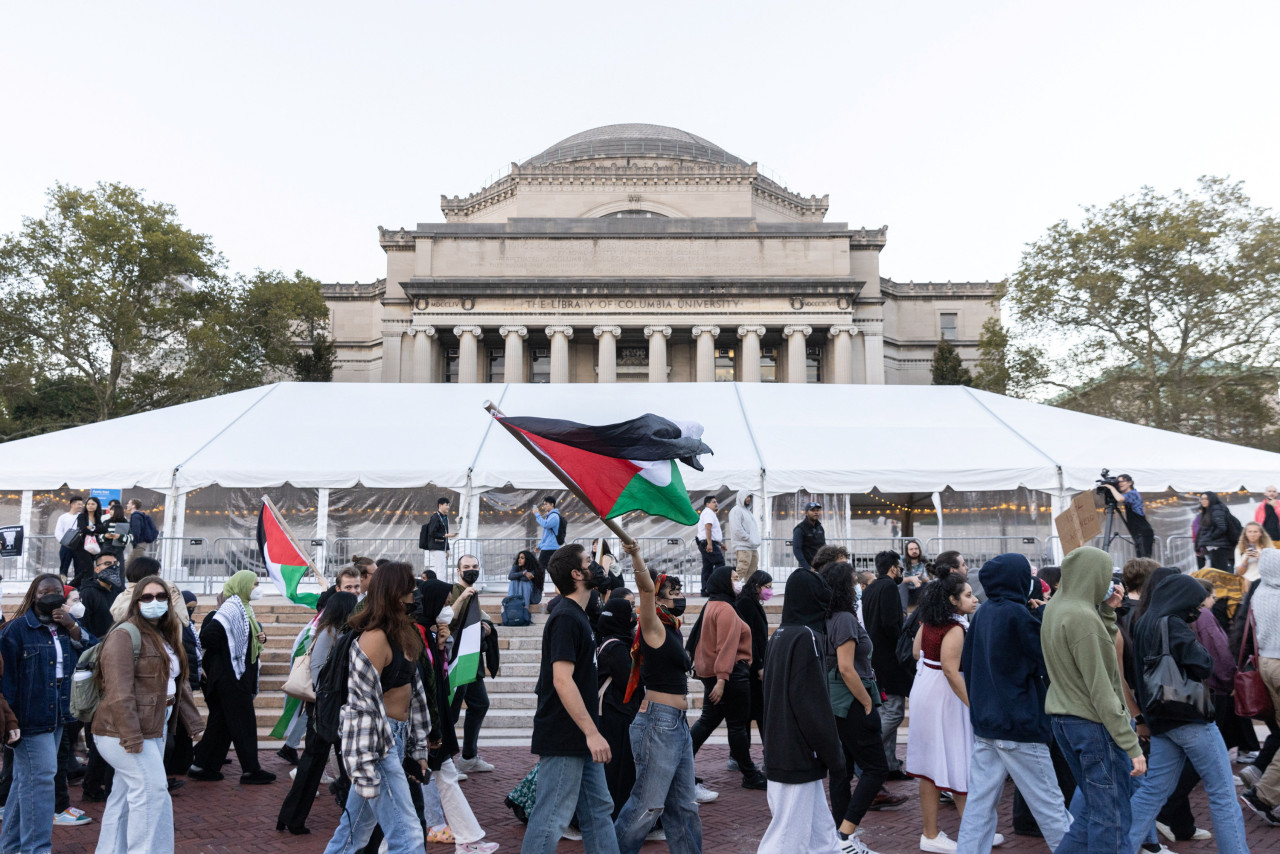 Manifestación pro Palestina en la Universidad de Columbia, Estados Unidos. Foto: Reuters