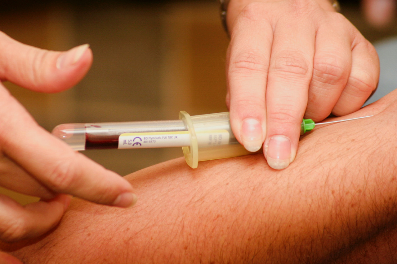 Test mediante la extracción de sangre. Foto: Unsplash