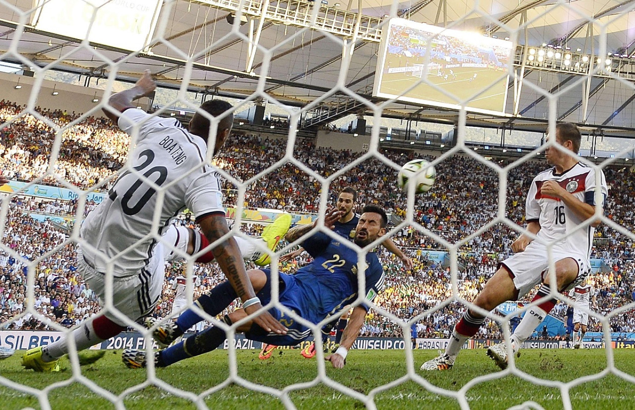 Jerome Boateng contra la Selección Argentina. Foto: Reuters.