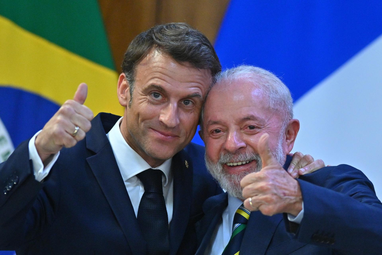 Emmanuel Macron y Lula da Silva. Foto: EFE.