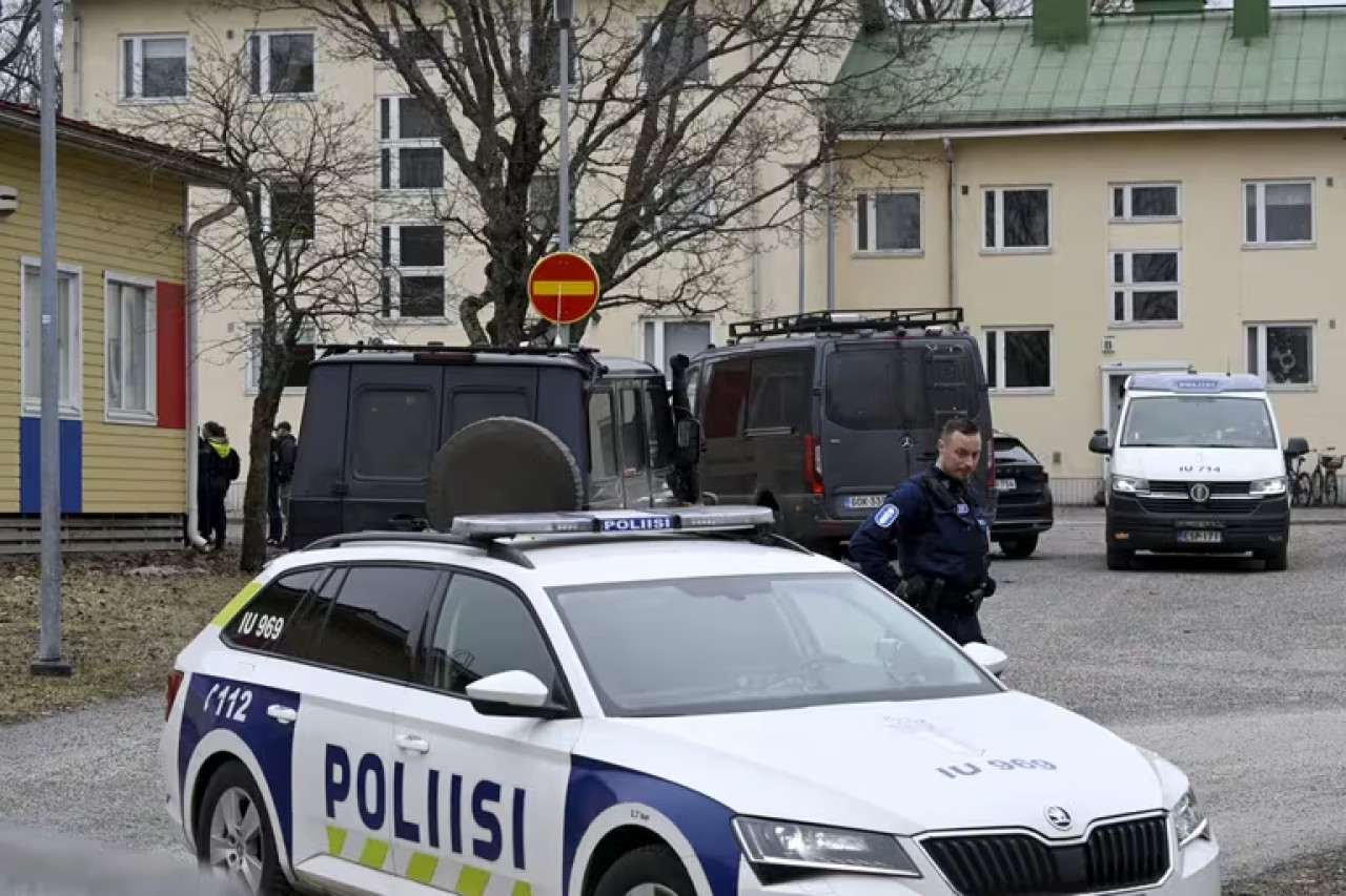 La escuela finlandesa donde ocurrió el ataque. Foto: Reuters