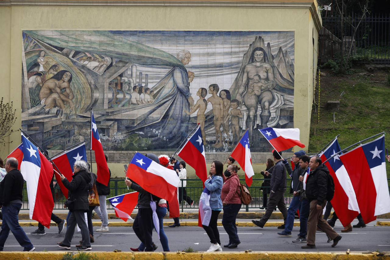 Marcha a favor de la ultraderecha chilena. Foto: EFE