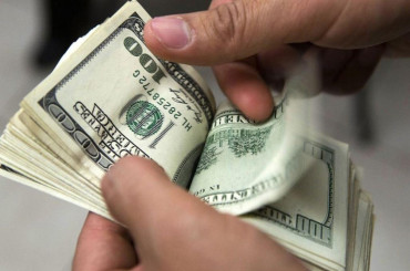 El dólar cerró la semana a $27,94, su nivel más bajo de julio