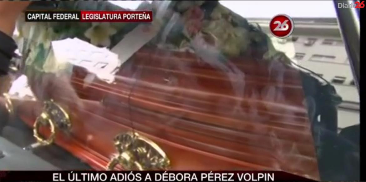 Traslado de restos de Débora Pérez Volpin