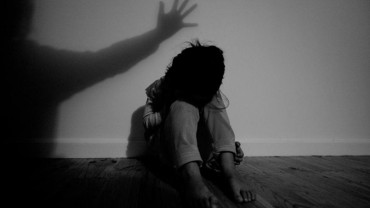 Conmoción en Bolivia: violó a niña de 9 años con Síndrome de Down y le cortó la lengua