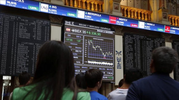 Caen hasta 14% las acciones argentinas en Wall Street y 10% en el Merval