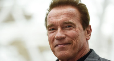 Arnold Schwarzenegger comparó el asalto al Capitolio con la juventud violenta nazi de su país