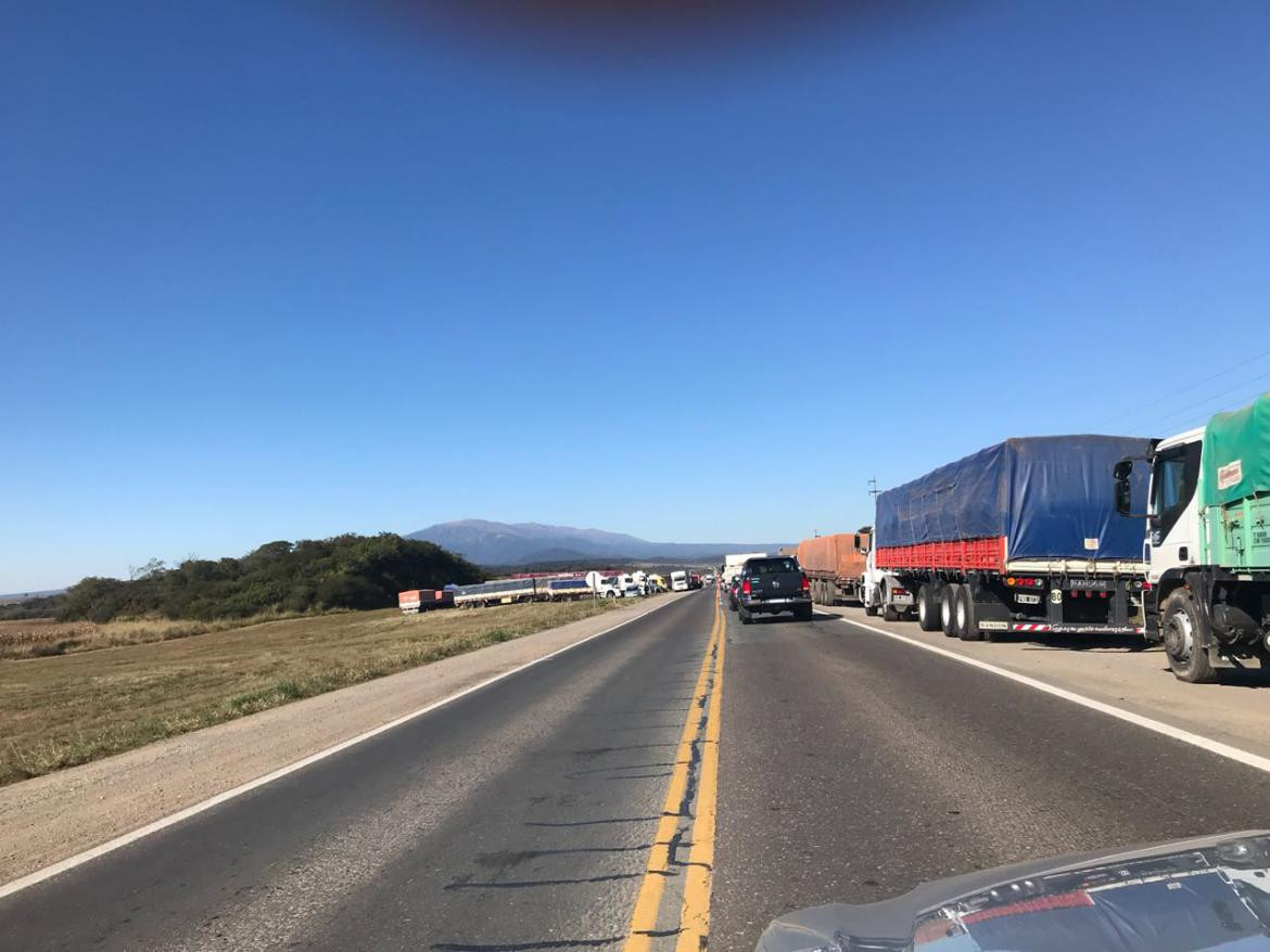 Protesta de camioneros en Salta
