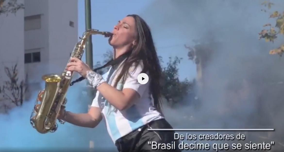 Himno Selección Mundial de los mismos creadores de Brasil decime que se siente