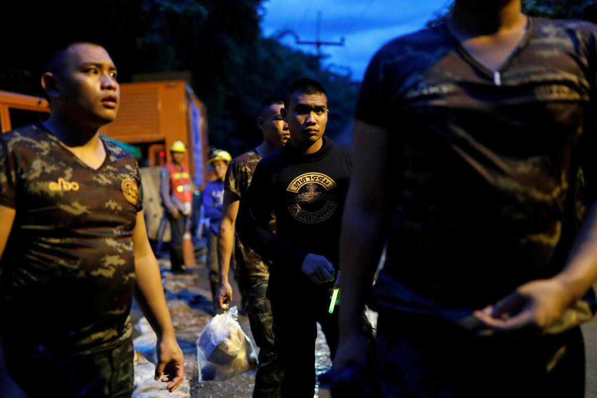 Rescate de niños atrapados en cueva en Tailandia (Reuters)