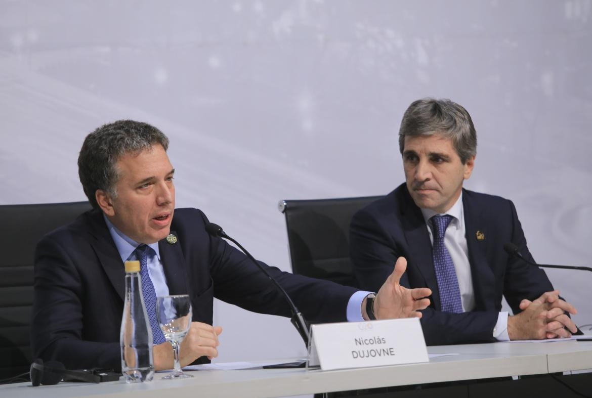 Cumbre G20: Nicolás dijovne y Luis caputo - NA -