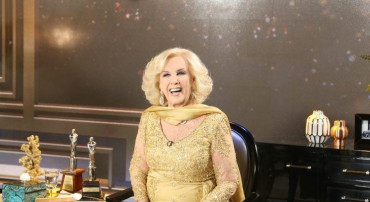 Mirtha Legrand celebró 50 años en la TV y se animó a decir su edad en vivo