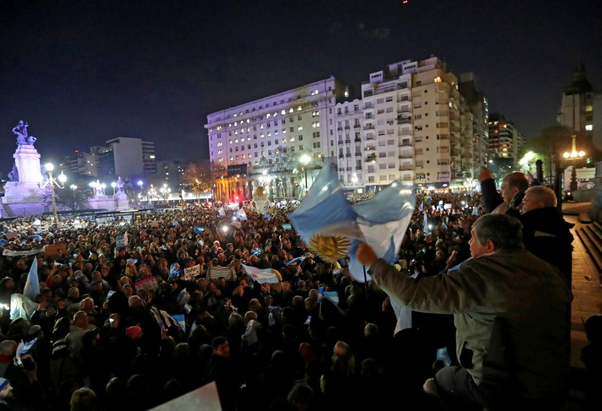 #21A - Marcha en el Congreso por el desafuero de Cristina Kirchner - REUTERS
