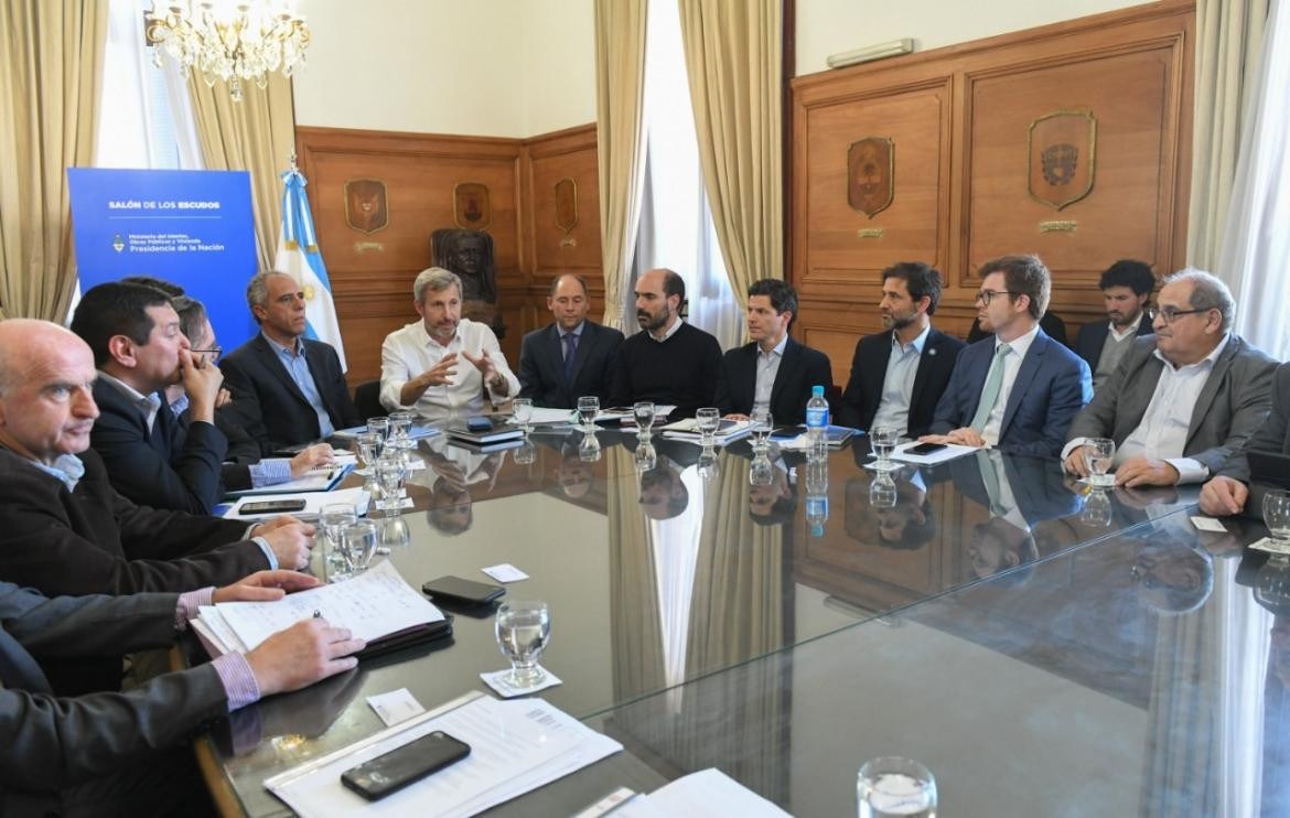 Rogelio Frigerio con ministros de Economía provinciales por Presupuesto 2019