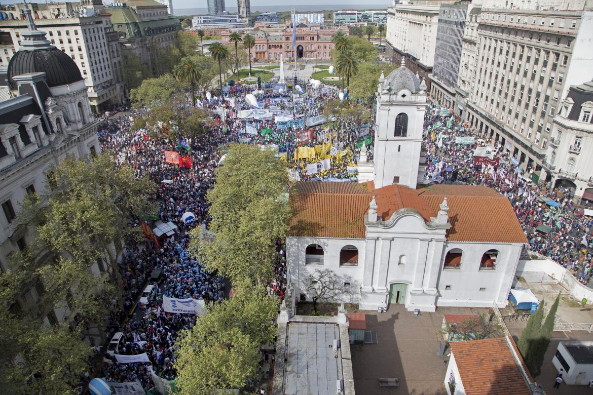 Paro y marcha CTA contra ajustes del Gobierno en Plaza de Mayo, 24-09-2018, Agencia NA