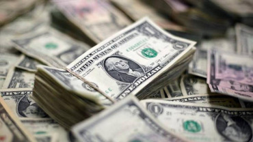El dólar continúa en alza: subió 7 centavos y cerró a $37,24