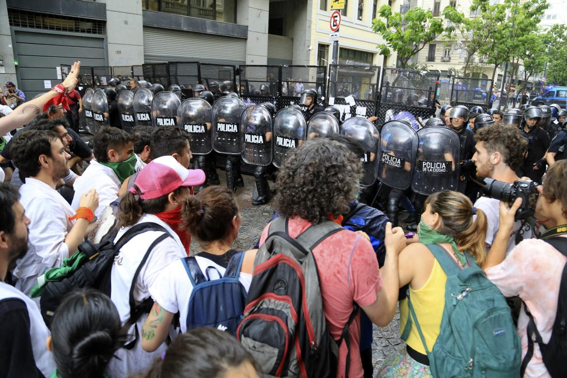 Protestas - Incidentes Legislatura Porteña Agencia NA