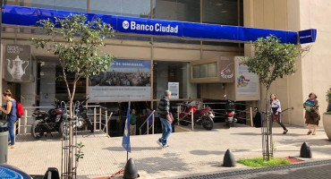 A pesar del paro, Banco Ciudad abre sus puertas y atiende al público