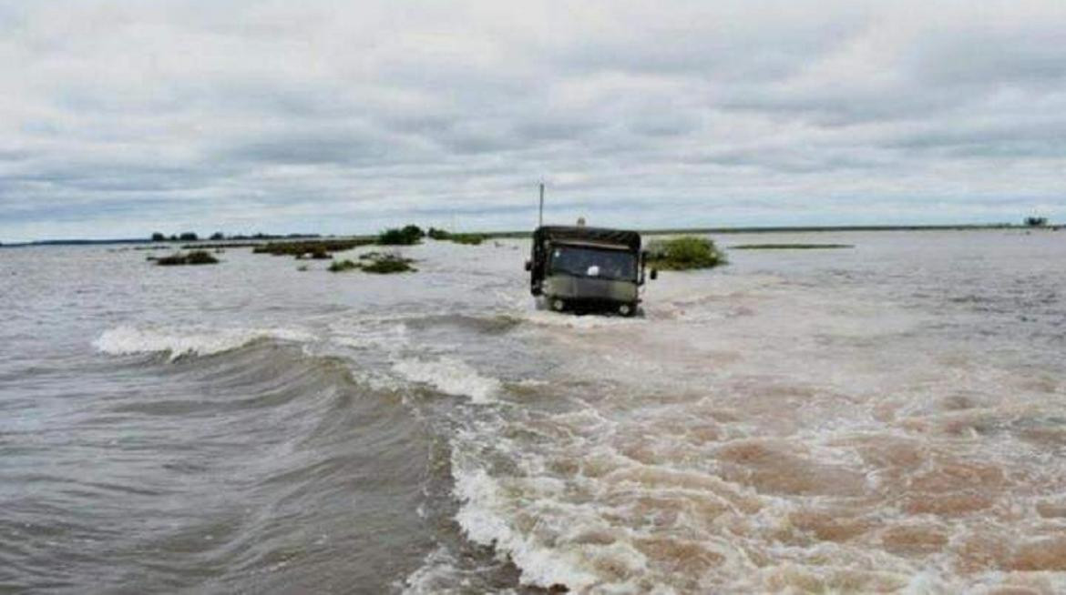 Ejército Argentino y redes solidarias se movilizan por las inundaciones del Litoral