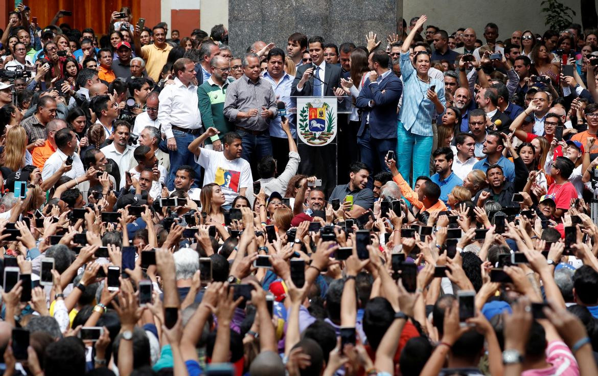 Juan Guaidó, presidente interino de VEnezuela, primer discurso, Reuters