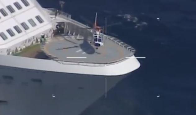 Evacuación de un pasajero del crucero Celebrity Eclipse en Chubut