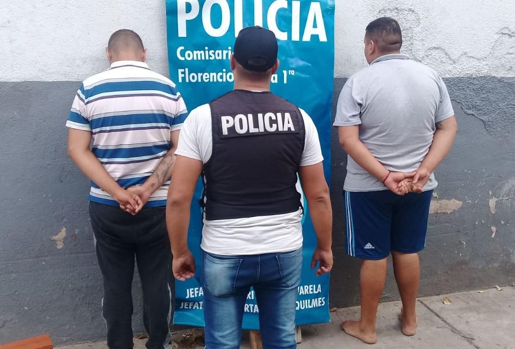 Operativo de la Policía Bonaerense para detener a dos barras de Defensa y Justicia.