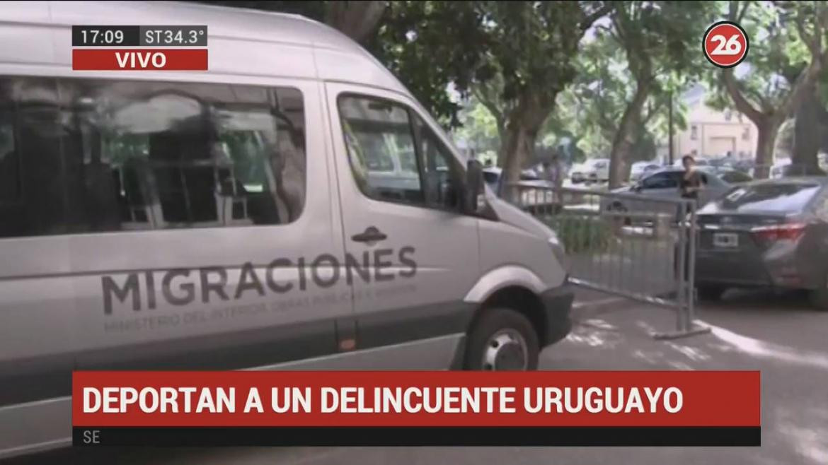 Deportan a motochorro uruguayo con pedido de captura, Canal 26